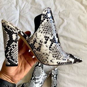 Aldo snake skin boots